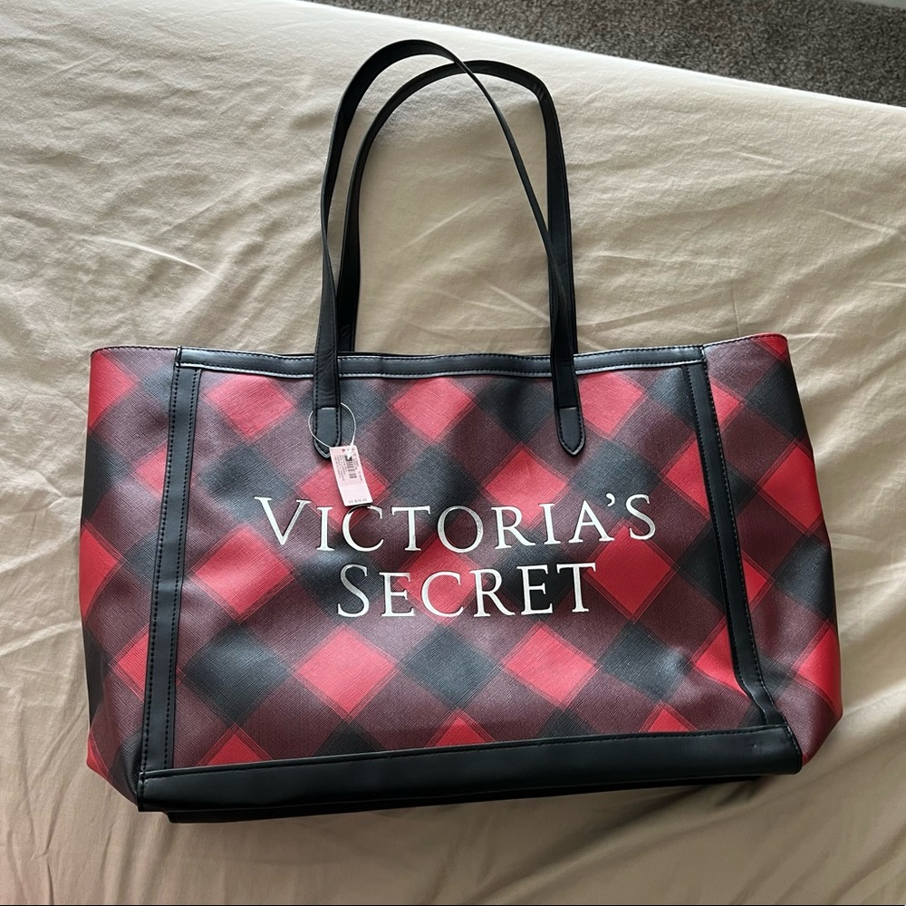 Victoria’s Secret Shopping Tote